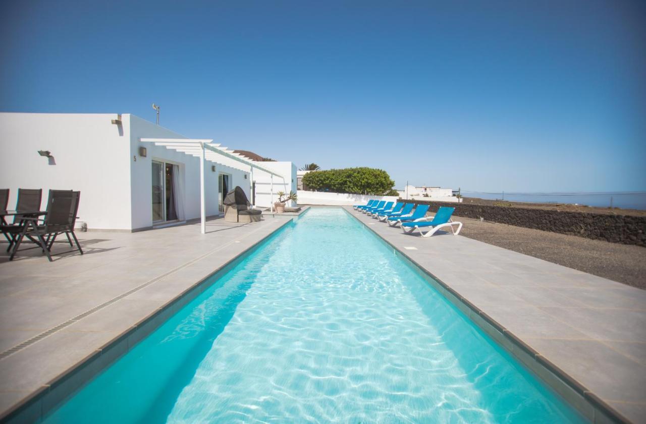 Casa Conil With A Private 25 Meter Heated Pool Villa Екстериор снимка